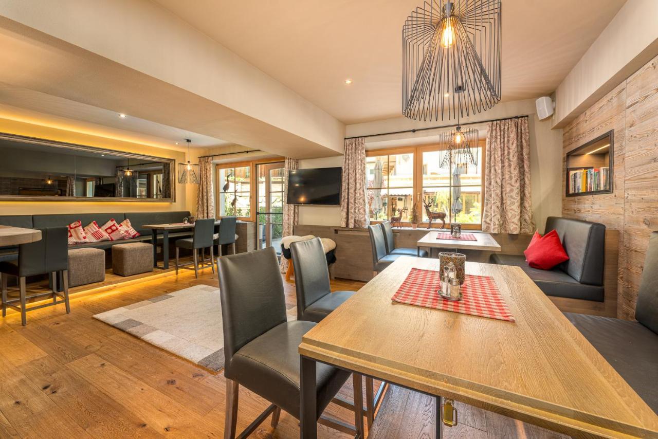 Hotel-Appartement Ferienhof แกร์ลอส ภายนอก รูปภาพ