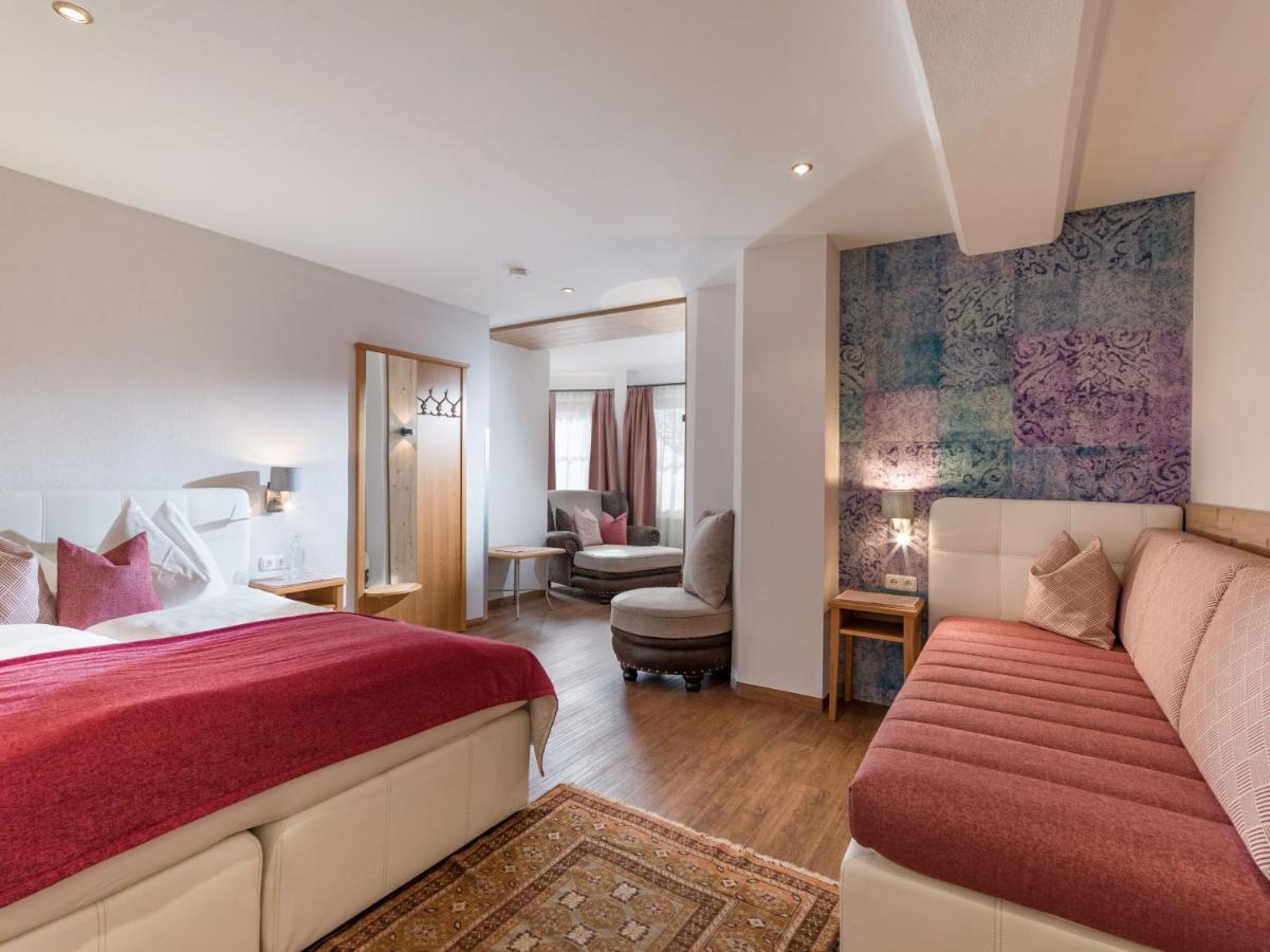 Hotel-Appartement Ferienhof แกร์ลอส ภายนอก รูปภาพ
