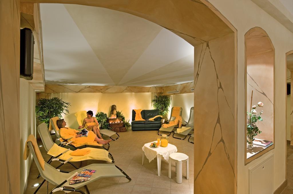 Hotel-Appartement Ferienhof แกร์ลอส ภายนอก รูปภาพ